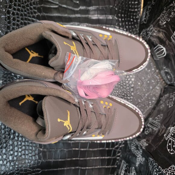 Custom Jordan 3-Inspired Sneakers – Travis Scott Fantasy Colorway Size US 11 - Picture 6 of 11